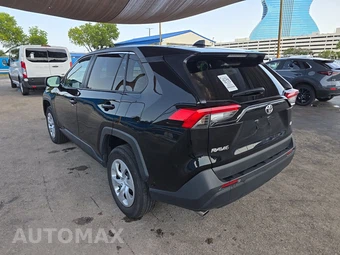2025 Toyota RAV4 LE - miniatura 6