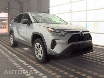 2025 Toyota RAV4 LE - miniatura 3