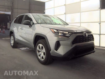 2025 Toyota RAV4 LE – miniatura 3
