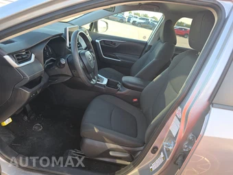 2025 Toyota RAV4 LE – miniatura 7