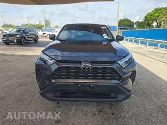 2025 Toyota RAV4 LE – miniatura 2