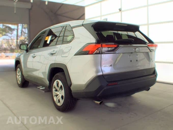 2025 Toyota RAV4 LE - miniatura 6
