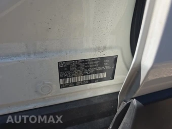 2025 Toyota RAV4 LE - miniatura 14
