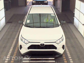 2025 Toyota RAV4 LE - miniatura 2
