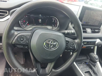 2025 Toyota RAV4 LE - miniatura 10