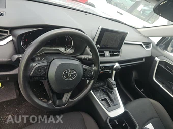 2025 Toyota RAV4 LE - miniatura 11