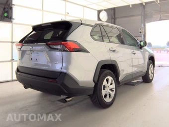 2025 Toyota RAV4 LE - miniatura 4
