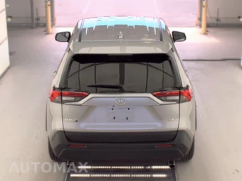 2025 Toyota RAV4 LE - miniatura 5