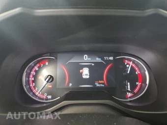 2025 Toyota RAV4 LE - miniatura 12