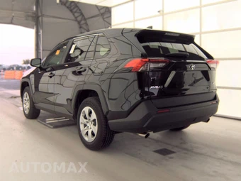 2025 Toyota RAV4 LE - miniatura 6