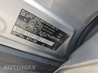2025 Toyota RAV4 LE - miniatura 14