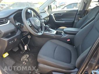 2025 Toyota RAV4 LE - miniatura 7