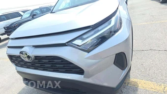 2025 Toyota RAV4 LE - miniatura 23