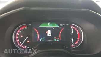 2025 Toyota RAV4 LE - miniatura 17