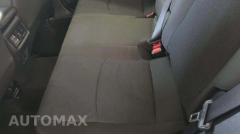 2025 Toyota RAV4 LE - miniatura 26