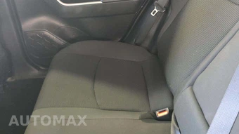 2025 Toyota RAV4 LE - miniatura 28
