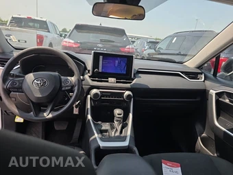 2025 Toyota RAV4 LE - miniatura 11