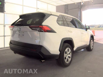 2025 Toyota RAV4 LE - miniatura 4