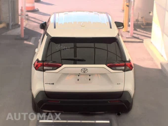 2025 Toyota RAV4 LE - miniatura 5