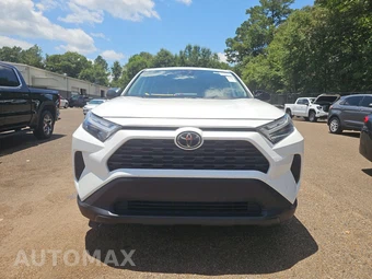 2025 Toyota RAV4 LE - miniatura 2