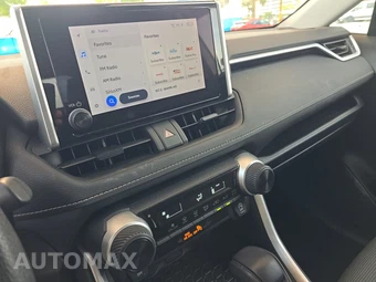 2025 Toyota RAV4 LE – miniatura 11