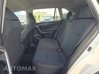 2025 Toyota RAV4 LE – miniatura 13