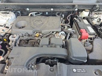 2025 Toyota RAV4 LE – miniatura 15
