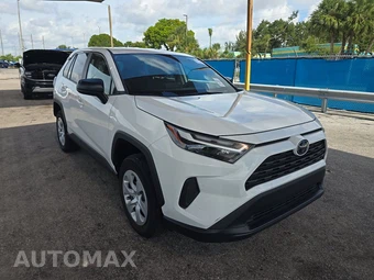 2025 Toyota RAV4 LE – miniatura 3
