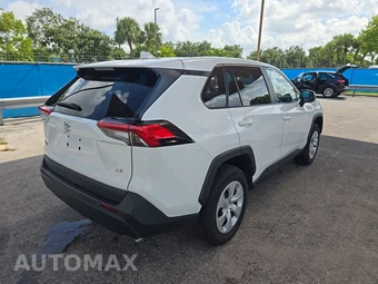 2025 Toyota RAV4 LE – miniatura 4