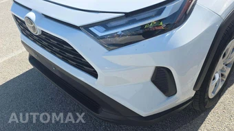 2025 Toyota RAV4 LE – miniatura 21
