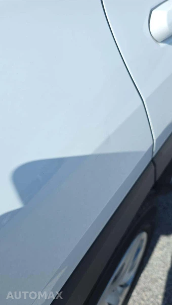 2025 Toyota RAV4 LE – miniatura 23