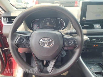2025 Toyota RAV4 LE - miniatura 10