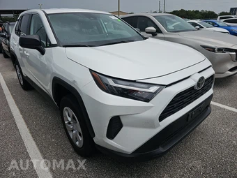 2025 Toyota RAV4 LE - miniatura 3