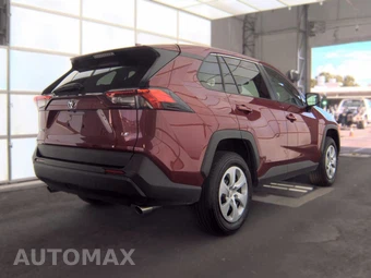 2025 Toyota RAV4 LE - miniatura 4
