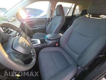 2025 Toyota RAV4 LE - miniatura 7
