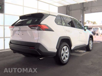 2025 Toyota RAV4 LE - miniatura 4