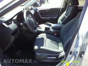 2025 Toyota RAV4 LE - miniatura 20