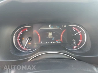 2025 Toyota RAV4 LE - miniatura 12