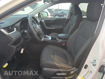 2025 Toyota RAV4 LE - miniatura 7