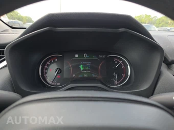 2025 Toyota RAV4 LE - miniatura 12