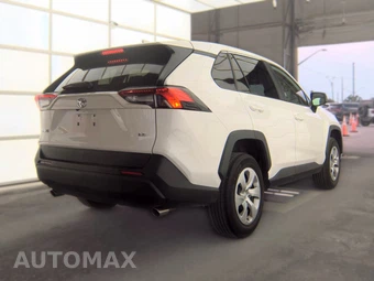 2025 Toyota RAV4 LE - miniatura 4