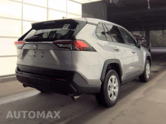 2025 Toyota RAV4 LE - miniatura 4