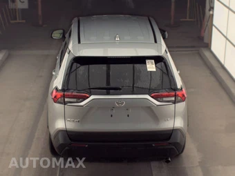 2025 Toyota RAV4 LE - miniatura 5