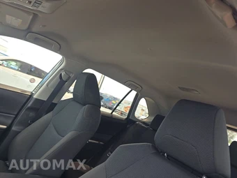 2025 Toyota RAV4 LE - miniatura 17