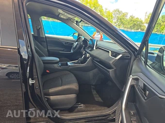 2025 Toyota RAV4 LE - miniatura 8