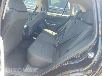 2025 Toyota RAV4 LE – miniatura 13