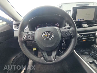 2025 Toyota RAV4 LE - miniatura 10