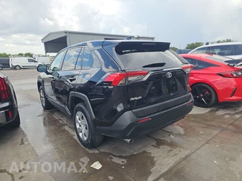 2025 Toyota RAV4 LE - miniatura 6