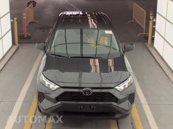 2025 Toyota RAV4 LE - miniatura 2