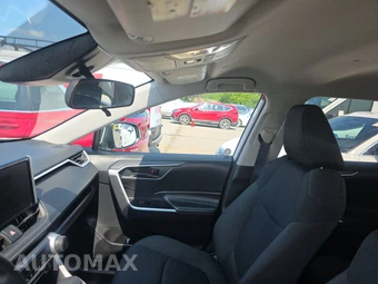 2025 Toyota RAV4 LE - miniatura 20